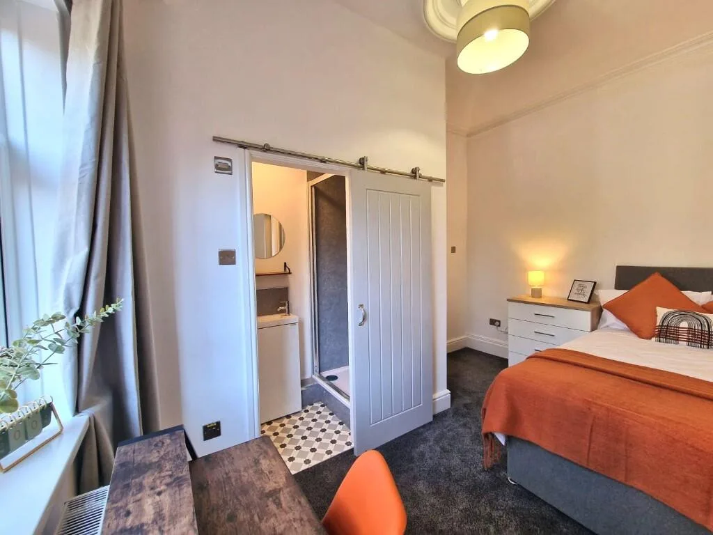 6 bedroom house share for rent
