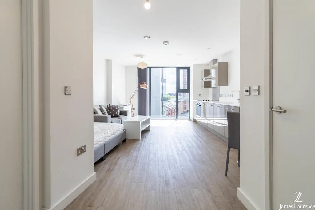 Studio flat for rent