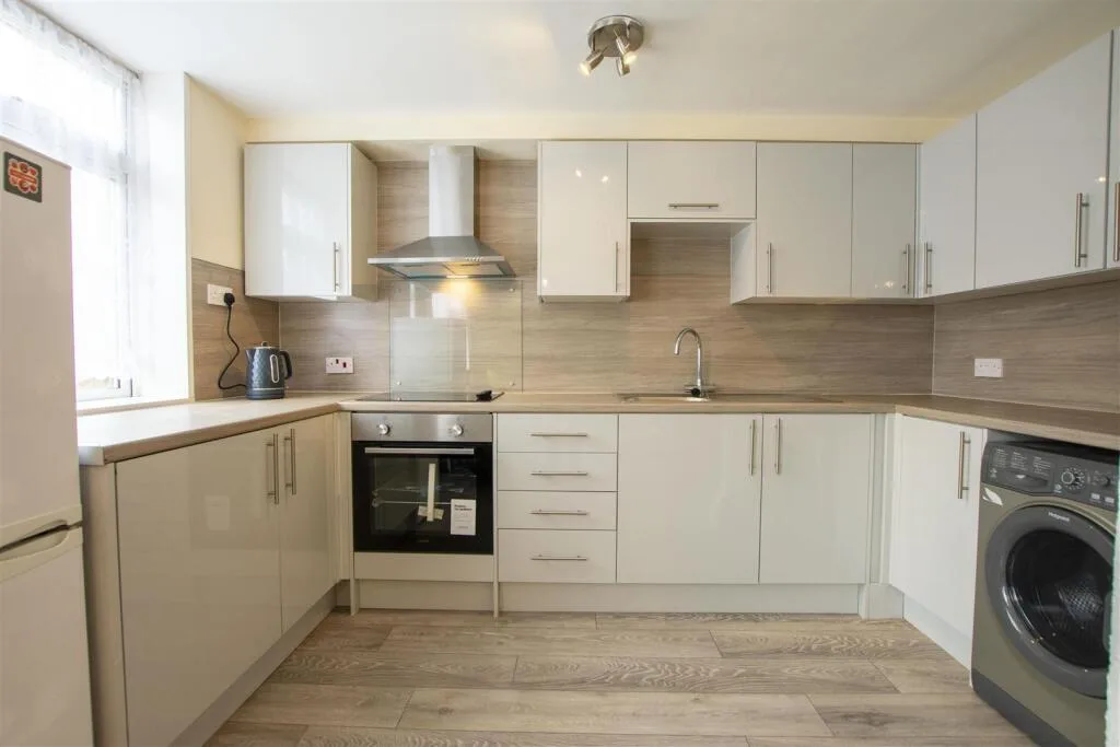 2 bedroom apartment for rent