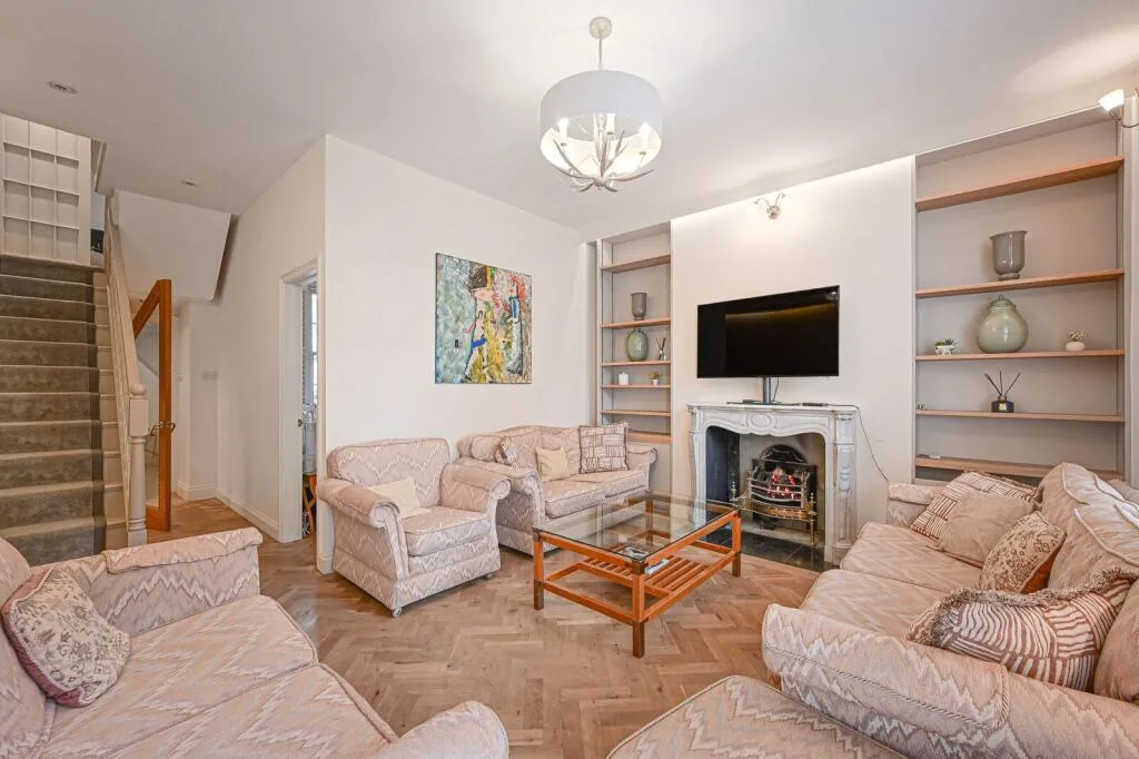 4 bedroom house for rent