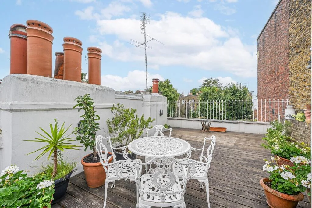 4 bedroom house for rent