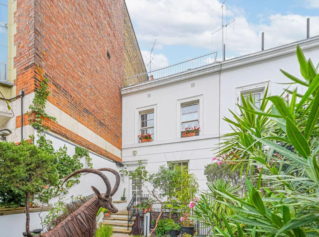 4 bedroom house for rent