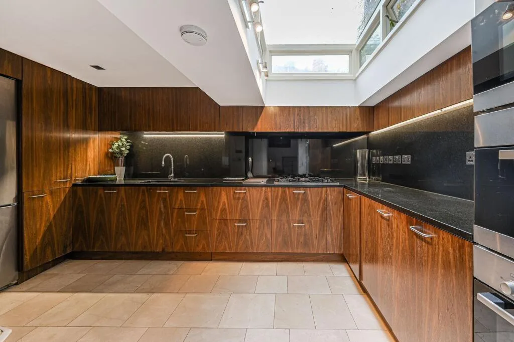4 bedroom house for rent