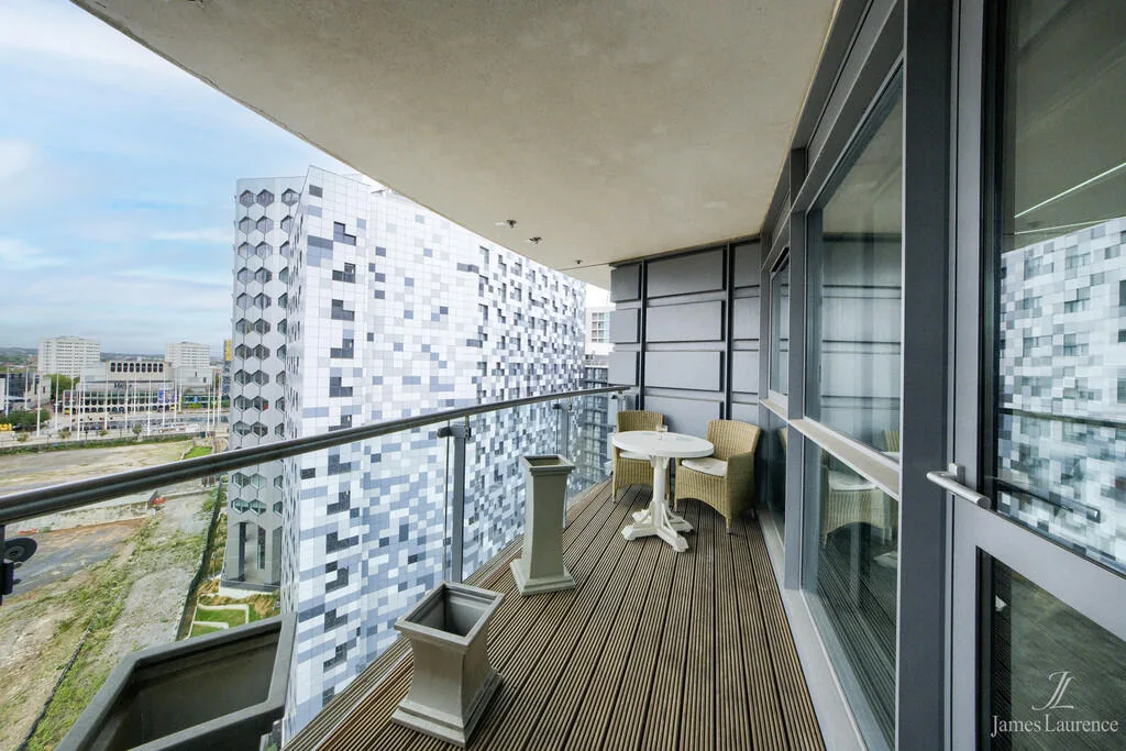 2 bedroom penthouse for rent