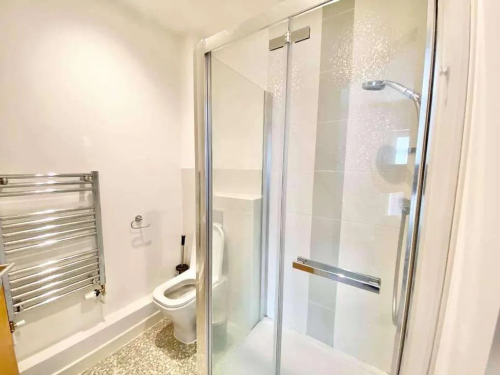 1 bedroom detached house for rent