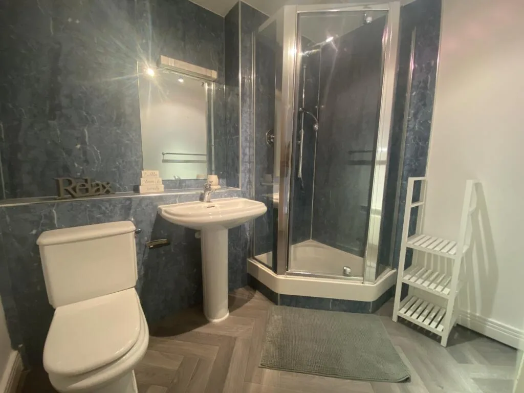 3 bedroom flat for rent