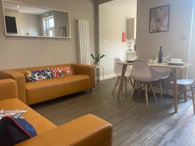 5 bedroom house for rent