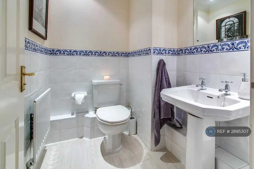 2 bedroom penthouse for rent