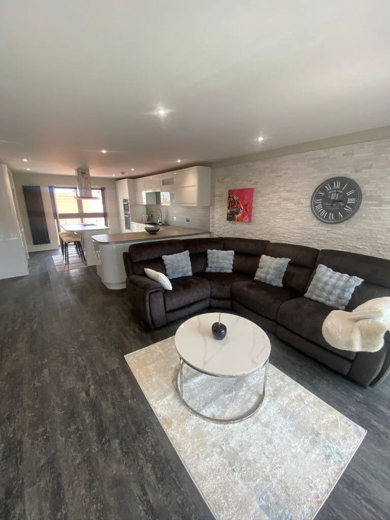 3 bedroom flat for rent