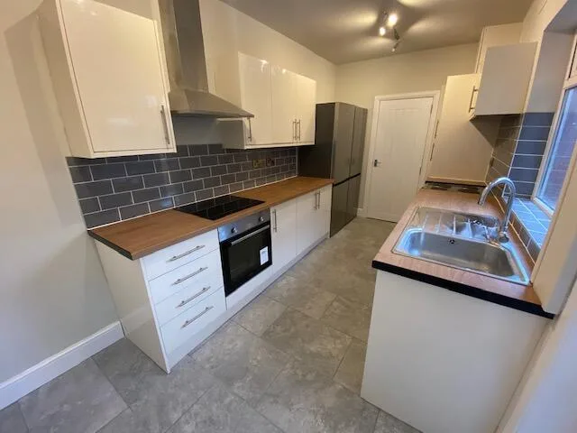 9 bedroom house for rent