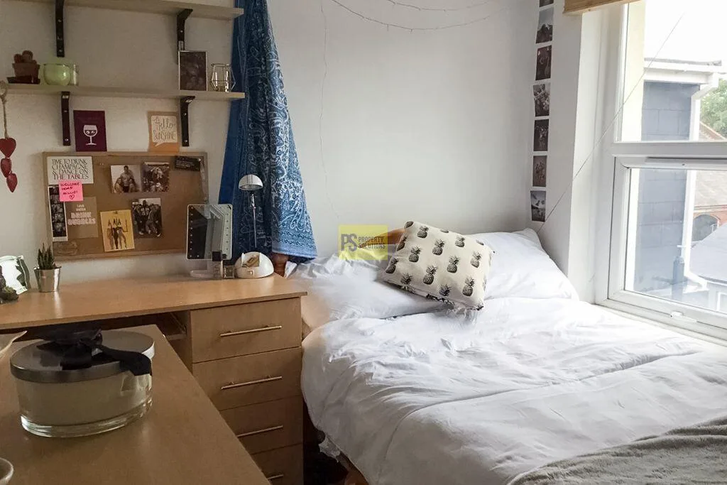 8 bedroom terraced house for rent