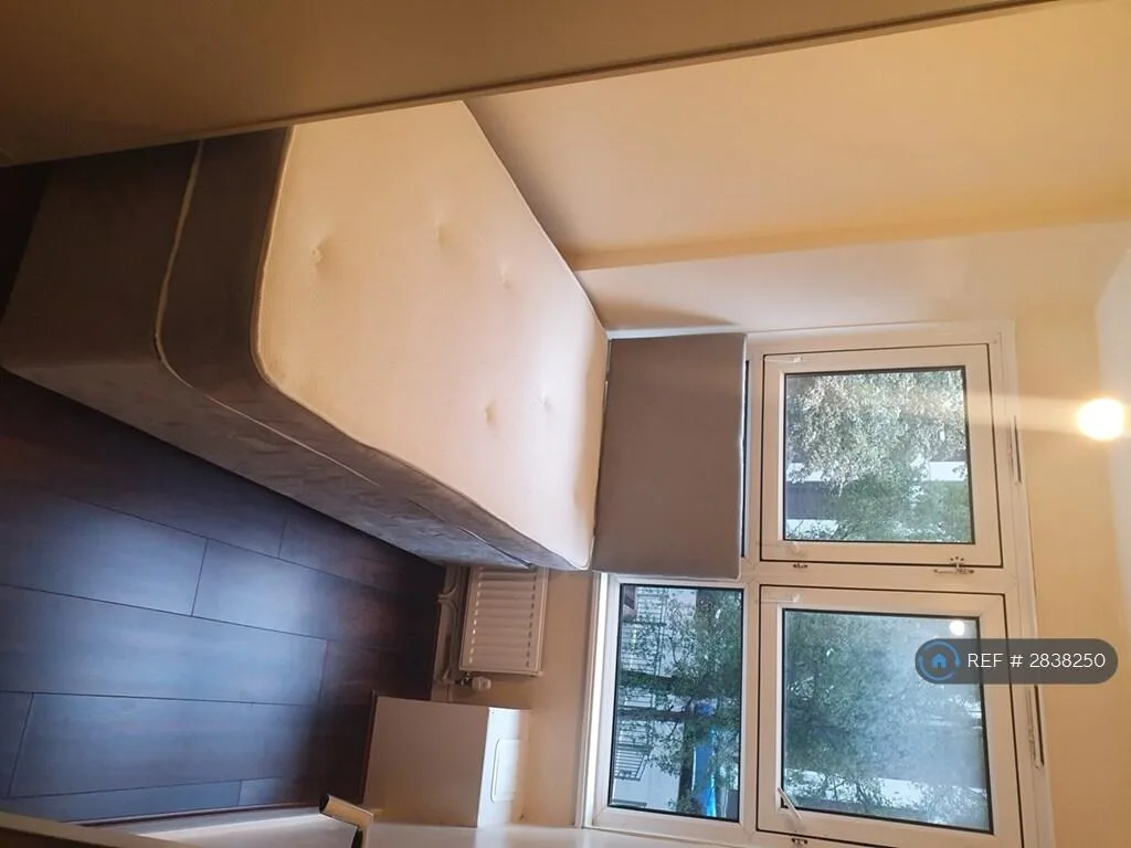 3 bedroom maisonette for rent
