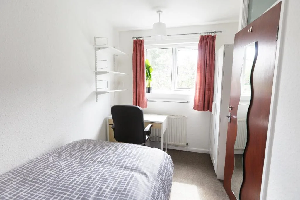 4 bedroom house for rent
