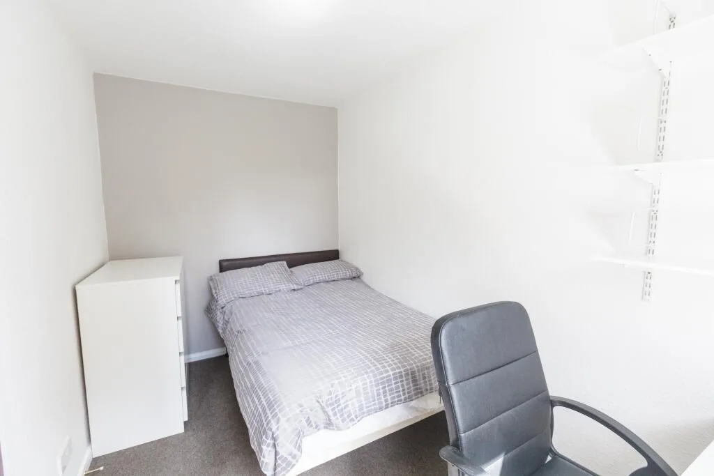 4 bedroom house for rent