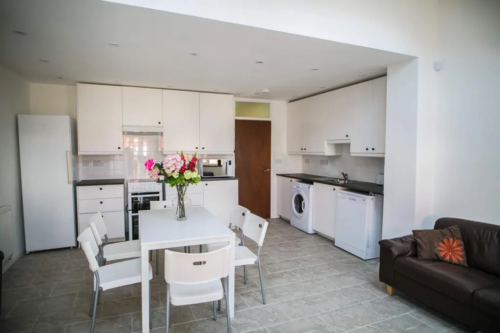 4 bedroom house for rent