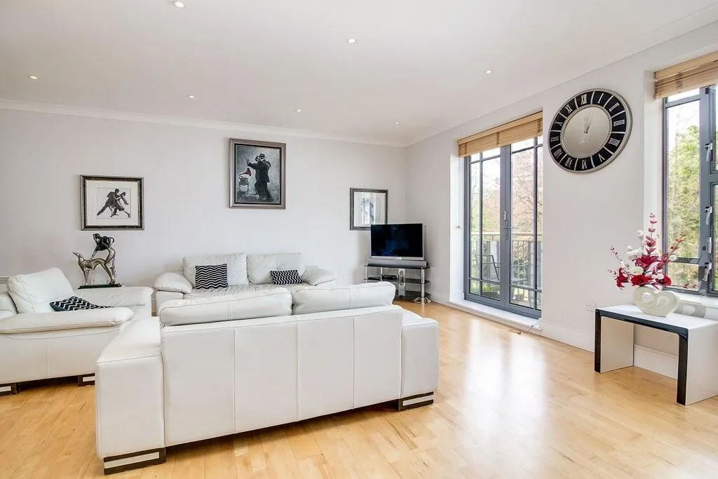 3 bedroom apartment for rent