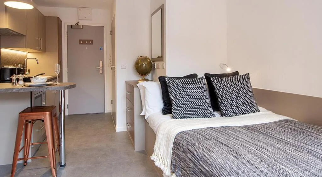 Studio flat for rent
