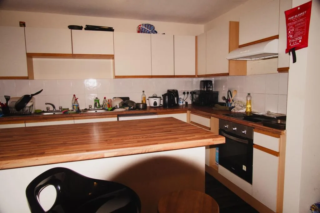 1 bedroom house share for rent