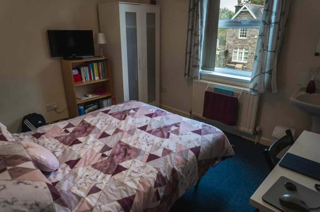 1 bedroom house share for rent