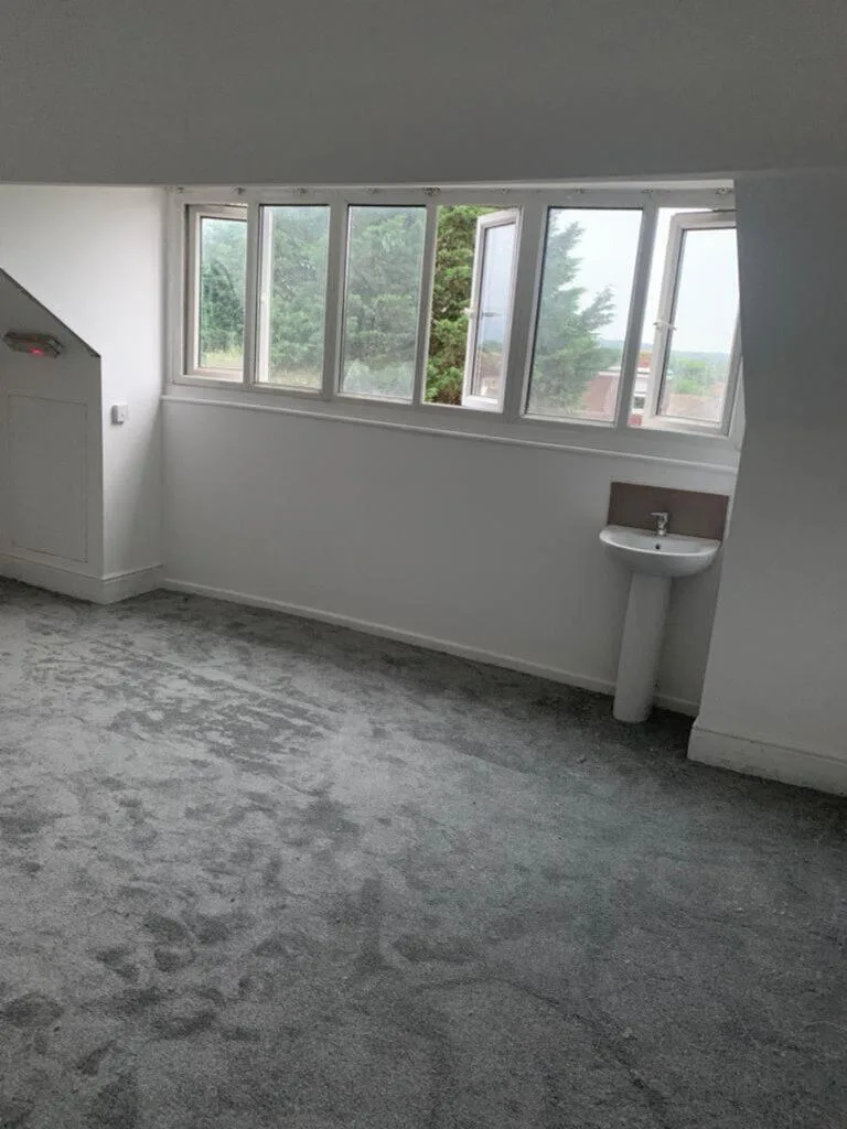 1 bedroom house share for rent