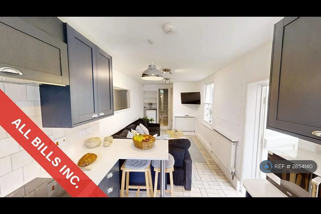 1 bedroom house share for rent