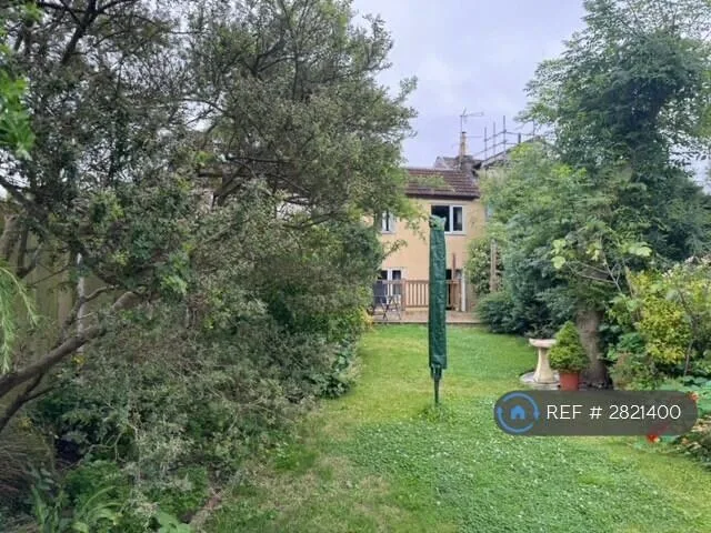 1 bedroom house share for rent