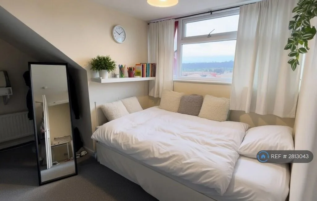 1 bedroom house share for rent