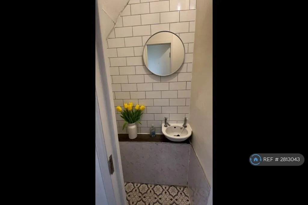 1 bedroom house share for rent