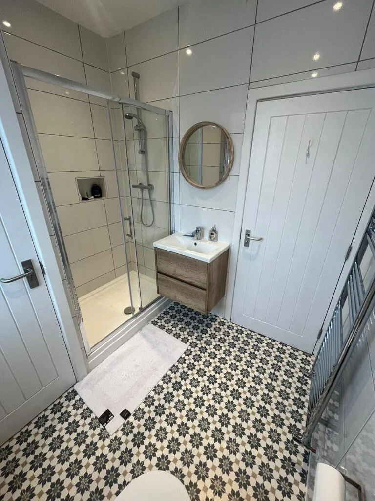 1 bedroom detached house for rent