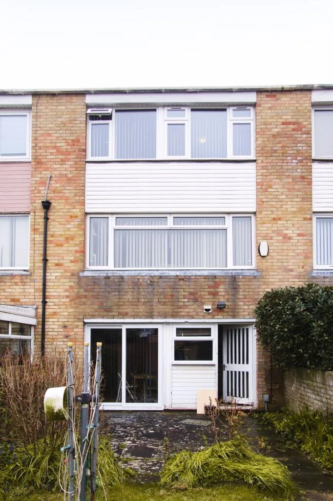 2 bedroom house share for rent