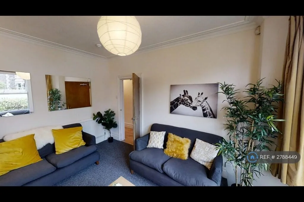 1 bedroom house share for rent