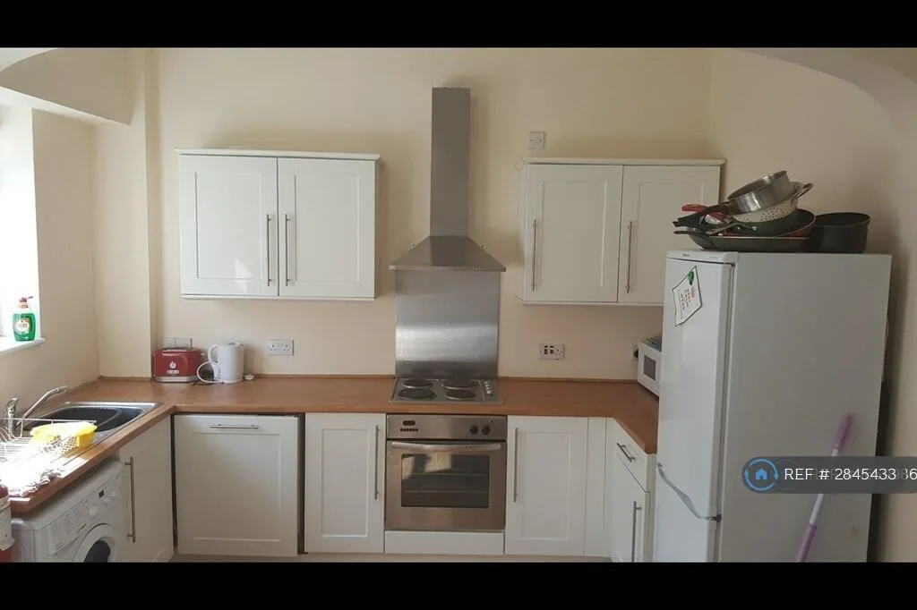 1 bedroom house share for rent