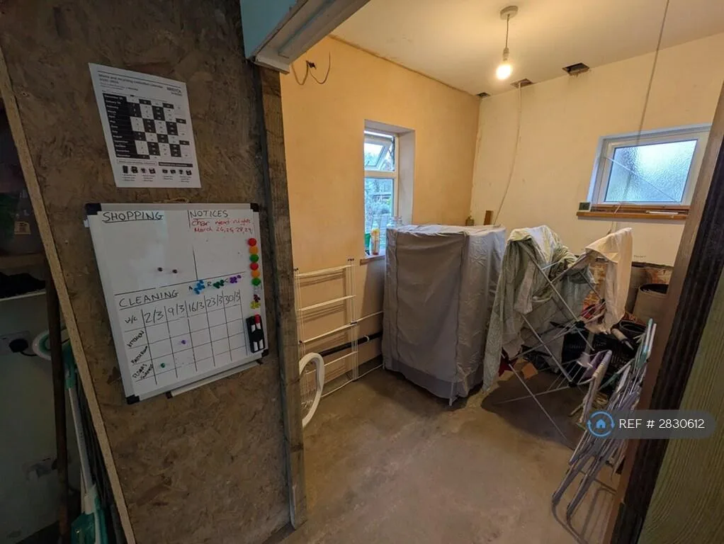 1 bedroom house share for rent