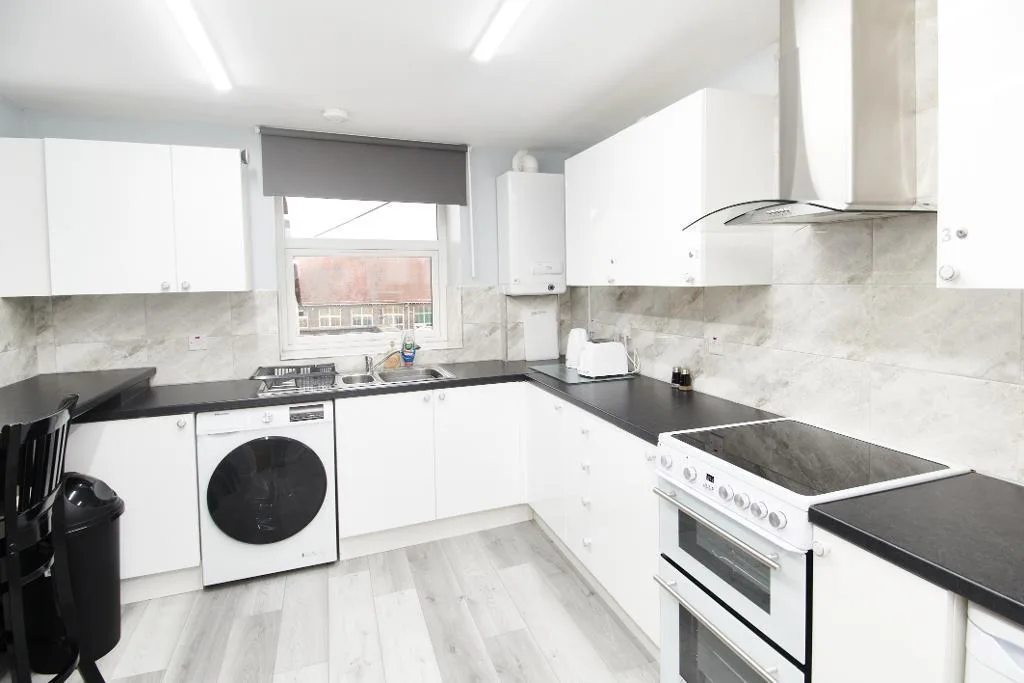 1 bedroom flat share for rent