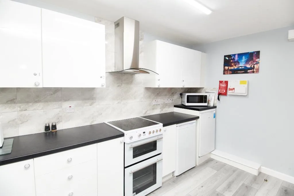 1 bedroom flat share for rent