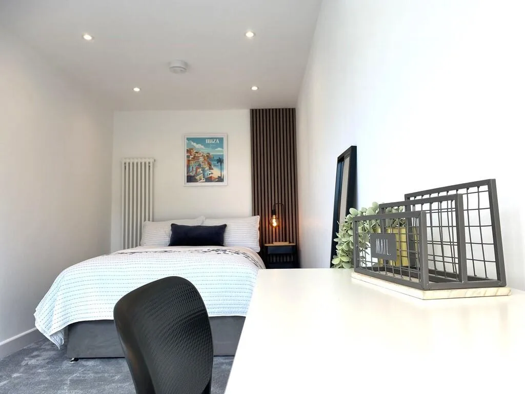 1 bedroom house share for rent