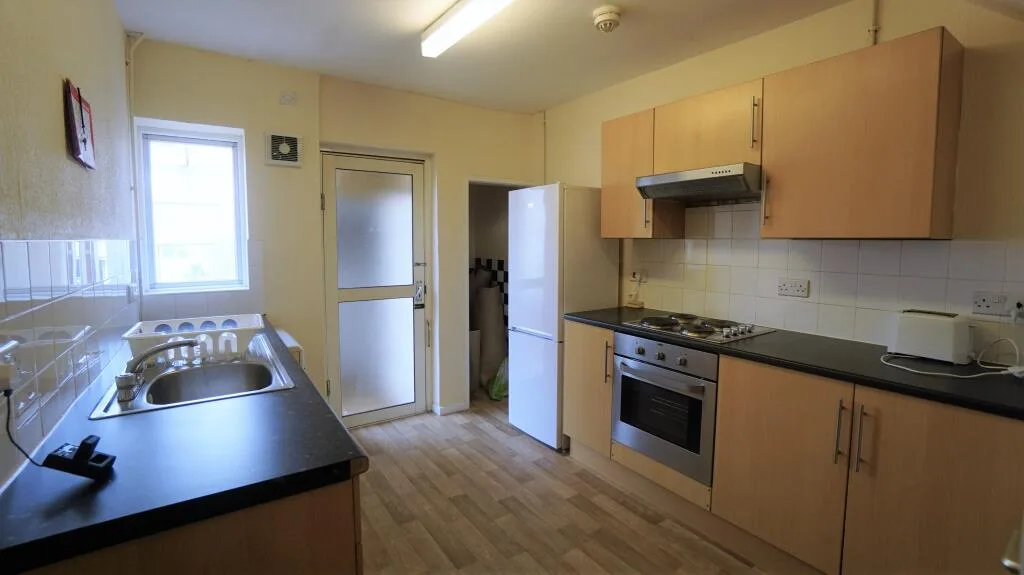 4 bedroom terraced house for rent