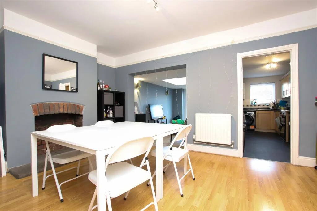 4 bedroom house for rent