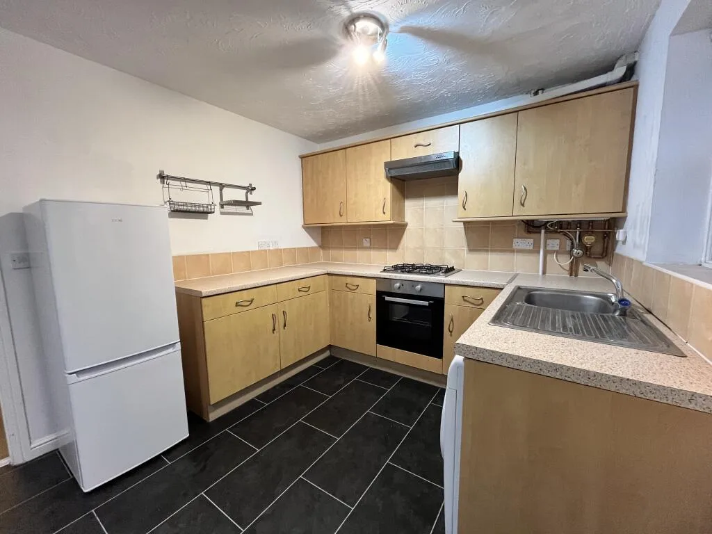 4 bedroom terraced house for rent