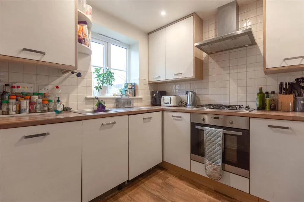 4 bedroom terraced house for rent