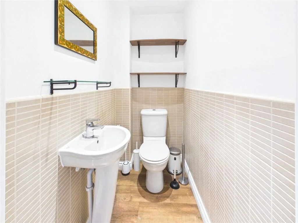 4 bedroom terraced house for rent