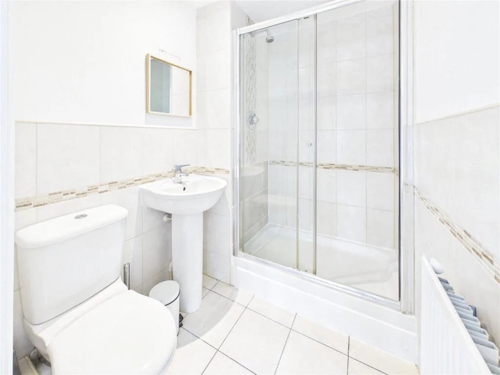 4 bedroom terraced house for rent
