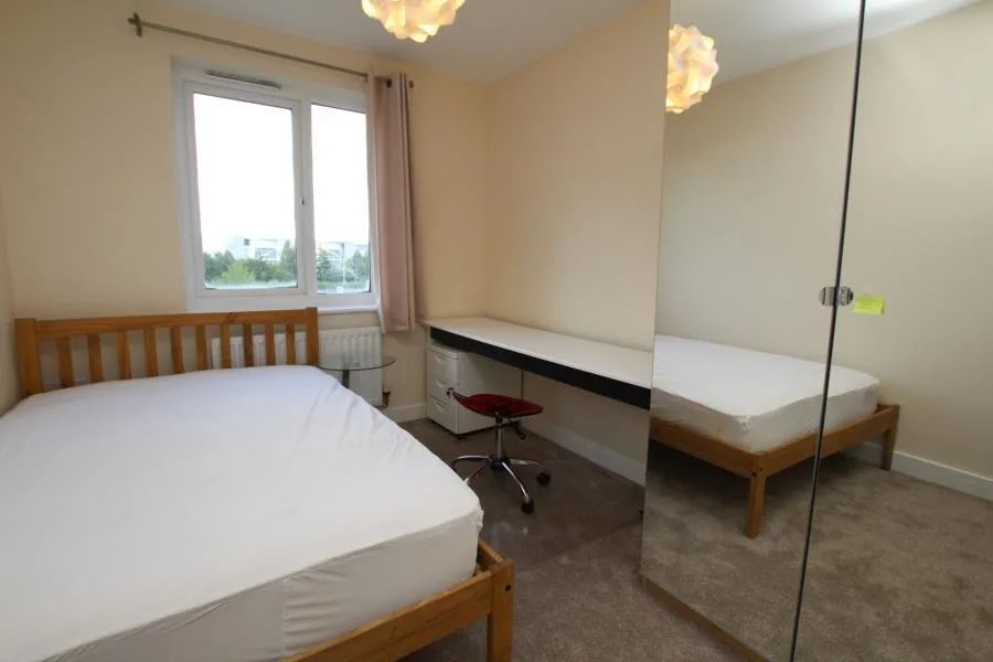 6 bedroom terraced house for rent