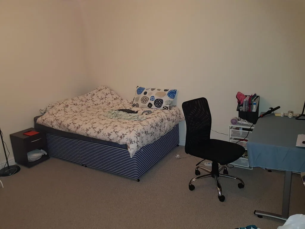 6 bedroom house for rent