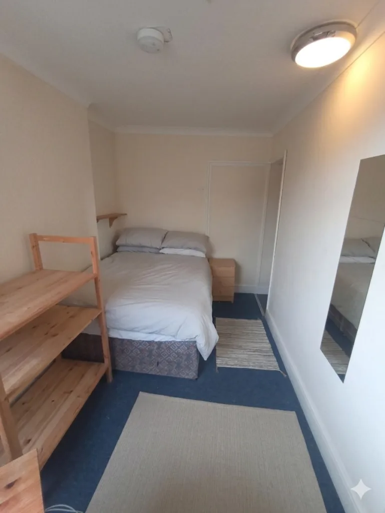 4 bedroom flat for rent