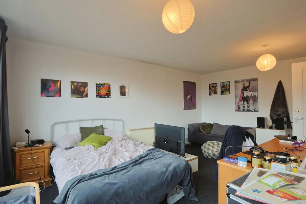 4 bedroom flat for rent