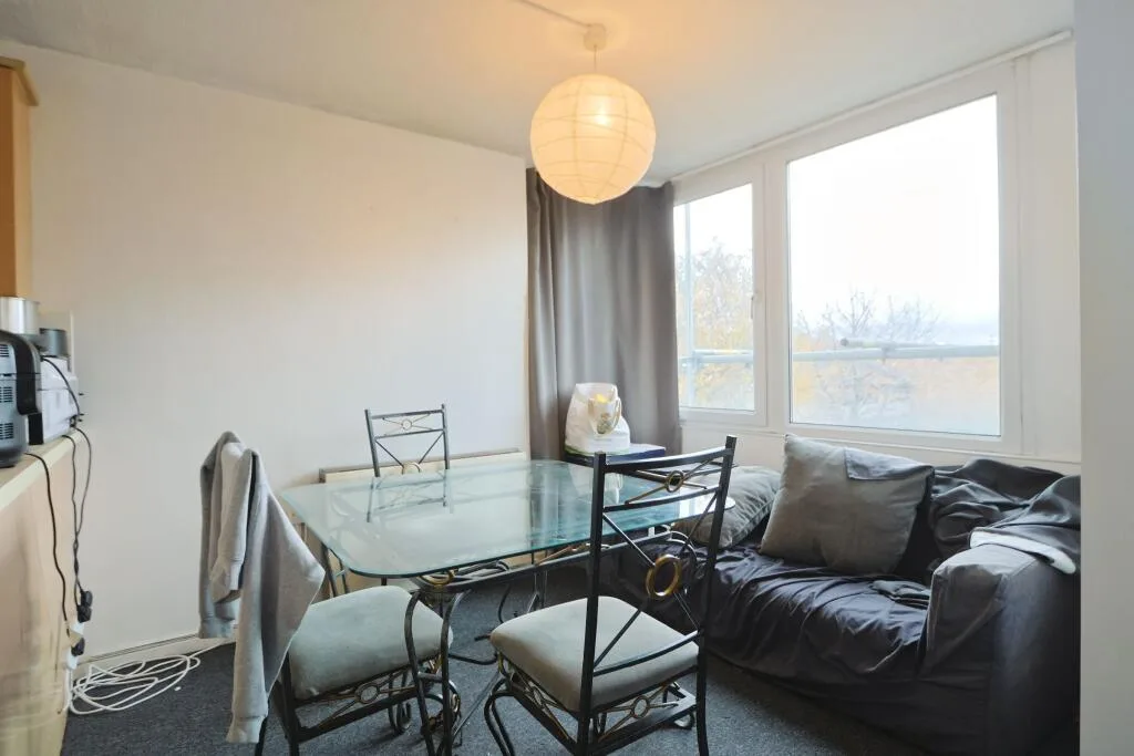 4 bedroom flat for rent