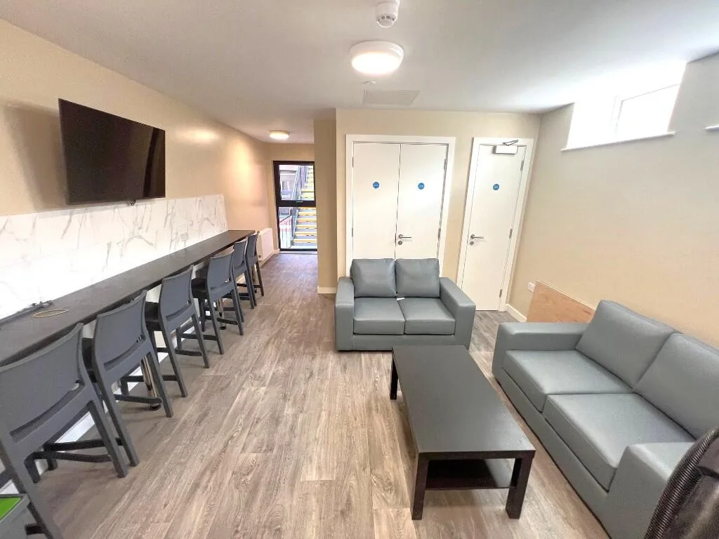 4 bedroom flat for rent
