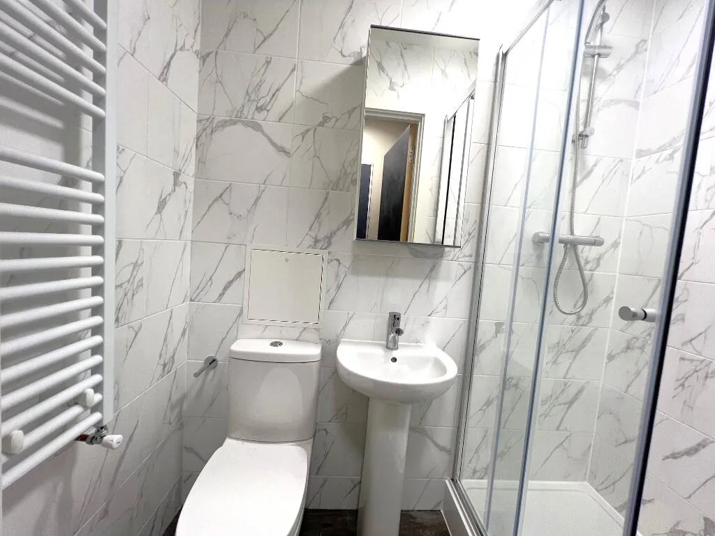 4 bedroom flat for rent