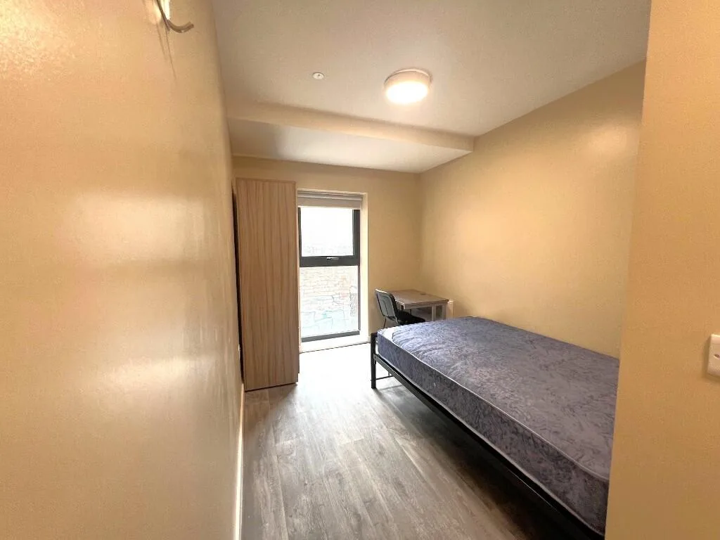 4 bedroom flat for rent